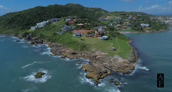 Lote/Terreno à venda, 915m² no Praia da Vigia, Garopaba