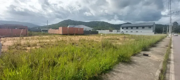 Lote/Terreno à venda, 250m² no Forquilhas, São José