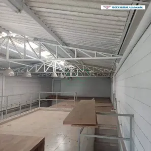 Galpão/Depósito/Armazém para alugar, 351m² no Vila Liviero, São Paulo