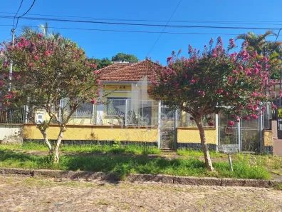 Casa com 3 Quartos à venda, 180m² no Vila Assunção, Porto Alegre