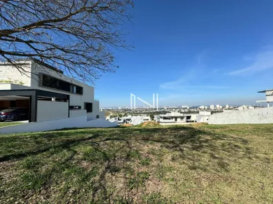 Lote/Terreno à venda, 900m² no Condomínio Reserva do Paratehy, São José dos Campos