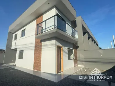 Casa com 3 Quartos à venda, 104m² no Comasa, Joinville