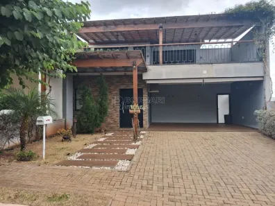 Sobrado com 4 Quartos à venda, 198m² no Residencial Campos de Piemonte, Araraquara