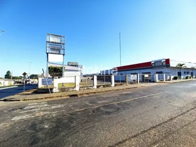 Galpão/Depósito/Armazém para alugar, 1591m² no Marta Helena, Uberlândia