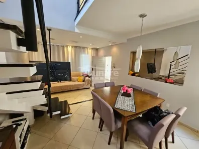Sobrado com 3 Quartos à venda, 200m² no Residencial Colinas, Mogi das Cruzes