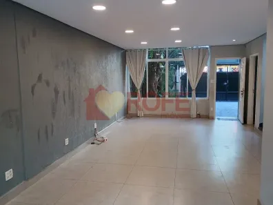 Imóvel Comercial com 3 Quartos para alugar, 200m² no Jardim das Acácias, São Paulo