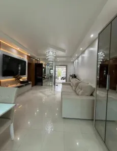 Casa de Condomínio com 3 Quartos para alugar, 260m² no Flores, Manaus