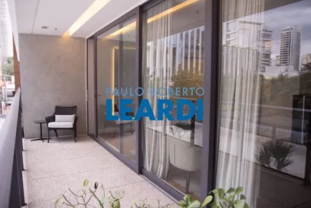 Flat com 1 Quarto para alugar, 67m² no Vila Olímpia, São Paulo