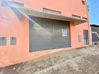 Ponto Comercial para alugar, 150m² no Núcleo Habitacional Costa e Silva, Marília