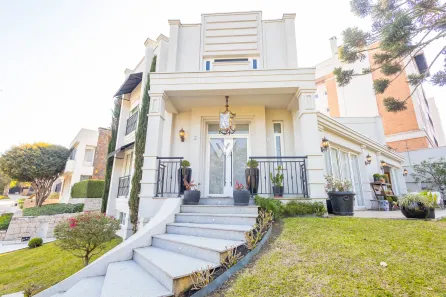 Casa de Condomínio com 3 Quartos à venda, 606m² no Centro, Curitiba