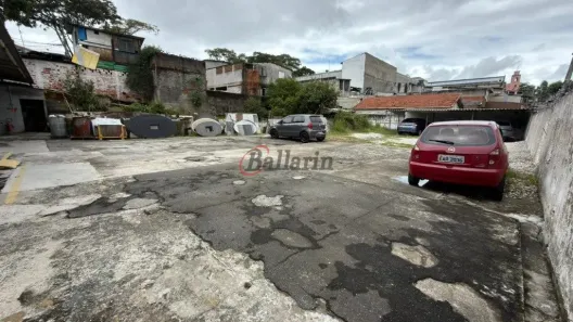 Imóvel Comercial à venda, 625m² no Canhema, Diadema
