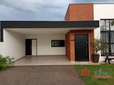 Casa de Condomínio com 3 Quartos para alugar, 300m² no Parque das Laranjeiras, Itatiba