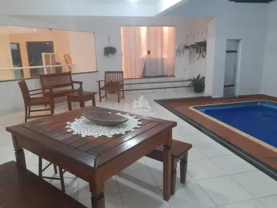 Casa com 3 Quartos à venda, 273m² no Jardim Karaíba, Uberlândia