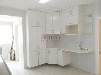 Apartamento com 3 Quartos para alugar, 130m² no Consolação, São Paulo