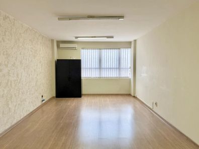 Sala Comercial à venda, 43m² no Centro, Curitiba