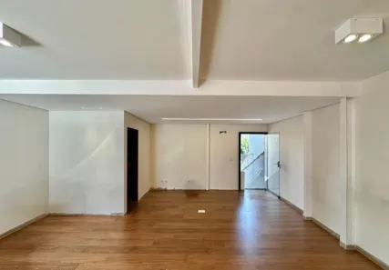 Ponto Comercial à venda, 220m² no Jardim Embaixador, Sorocaba