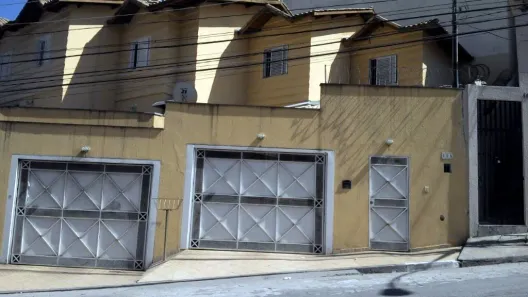 Sobrado com 2 Quartos à venda, 100m² no Parque Assunção, Taboão da Serra