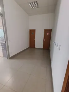 Sala Comercial com 3 Quartos para alugar, 130m² no Duque de Caxias, Cuiabá