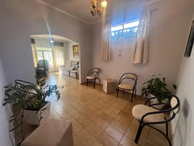 Casa com 3 Quartos à venda, 158m² no Jardim Castelo Branco, Ribeirão Preto