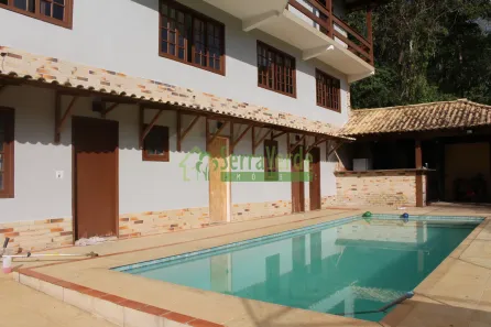 Casa de Condomínio com 5 Quartos à venda, 880m² no Itaipava, Petrópolis