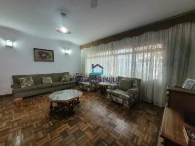 Casa com 3 Quartos à venda, 253m² no Vila Mariana, São Paulo