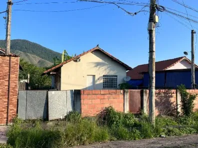 Casa com 2 Quartos à venda, 250m² no Lagoinha, Nova Iguaçu