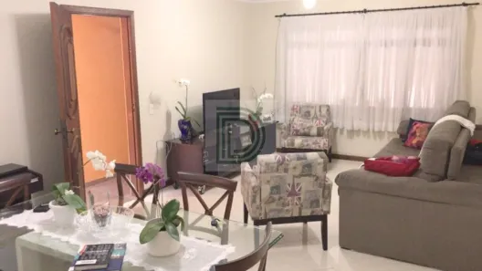Sobrado com 3 Quartos à venda, 200m² no Jardim Cláudia, São Paulo