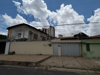 Casa com 4 Quartos à venda, 250000m² no Fátima, Teresina