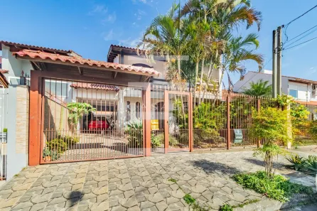Casa com 4 Quartos à venda, 330m² no Centro, Gravataí
