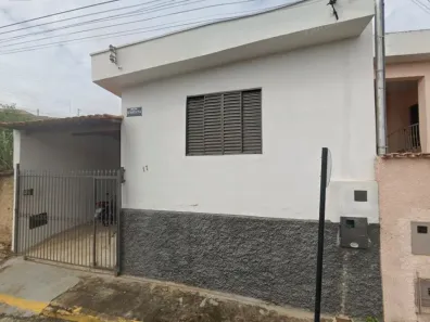 Casa com 1 Quarto à venda, 68m² no Piumhi, Piumhi