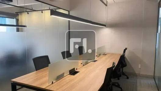 Sala Comercial para venda ou aluguel, 300m² no Vila Olímpia, São Paulo