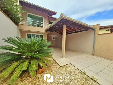 Casa com 3 Quartos à venda, 166m² no Água Verde, Blumenau