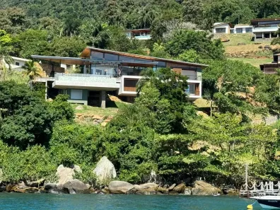 Sobrado com 5 Quartos à venda, 625m² no Pacoíba, Ilhabela