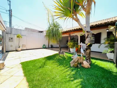 Casa com 4 Quartos à venda, 250m² no Santa Amélia, Belo Horizonte