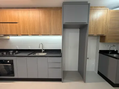 Apartamento com 2 Quartos para alugar, 67m² no Pedra Branca, Palhoça