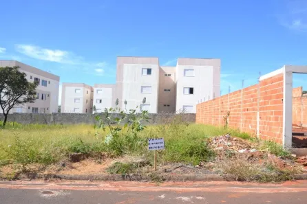 Lote/Terreno à venda, 250m² no Jardim Ipanema, Uberlândia