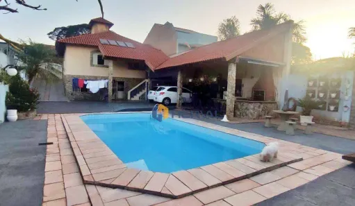 Casa com 4 Quartos à venda, 275m² no Vila Morangueira, Maringá