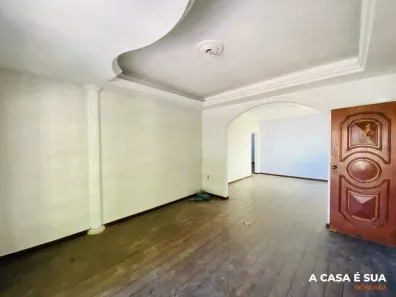Casa com 3 Quartos à venda, 200m² no Novo Eldorado, Contagem