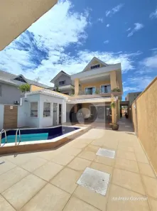 Sobrado com 5 Quartos à venda, 268m² no Vargem Grande, Rio de Janeiro