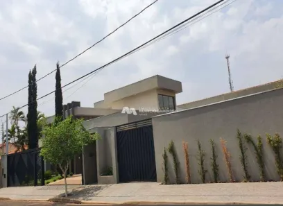 Casa com 4 Quartos à venda, 430m² no Jardim Nazareth, São José do Rio Preto