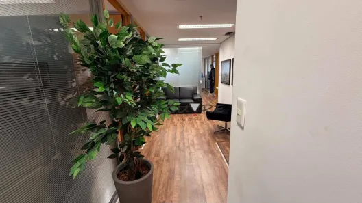 Sala Comercial para alugar, 130m² no Vila Olímpia, São Paulo