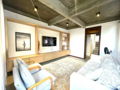Casa com 3 Quartos para alugar, 120m² no Lagoa da Conceição, Florianópolis