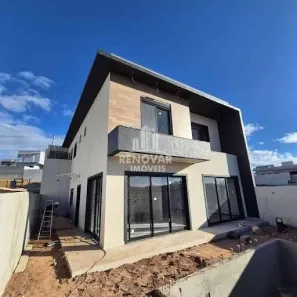 Sobrado com 4 Quartos à venda, 262m² no Cézar de Souza, Mogi das Cruzes