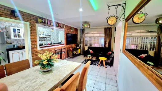 Casa com 3 Quartos à venda, 250m² no Jardim Vale do Sol, São José dos Campos
