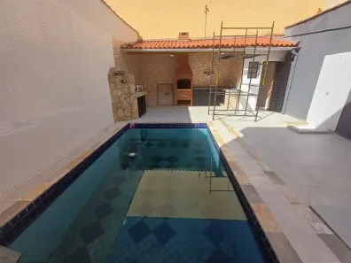 Casa com 3 Quartos à venda, 191m² no Campo Grande, Santos