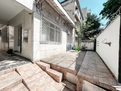 Casa com 3 Quartos à venda, 292m² no Grajaú, Rio de Janeiro