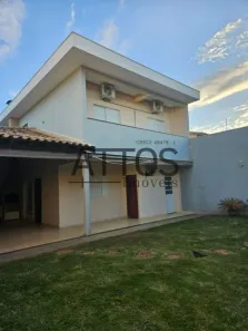 Sobrado com 4 Quartos para alugar, 258m² no Planalto Paraíso, São Carlos