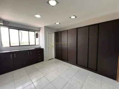 Sala Comercial à venda, 30m² no Candelária, Natal