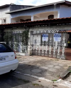 Sobrado com 4 Quartos para alugar, 234m² no Jardim Medina, Poá