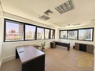 Sala Comercial à venda, 45m² no Santo Amaro, São Paulo